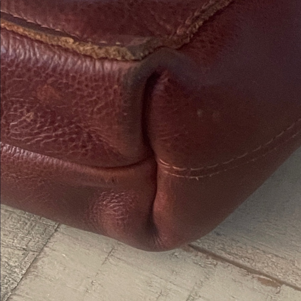 Portland Leather Rich Brown Tote - Picture 6 of 10